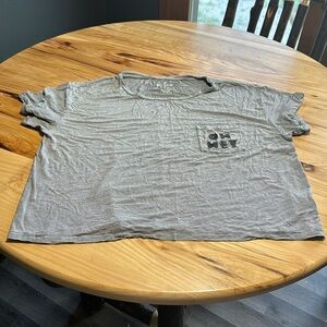 Women’s American Eagle top